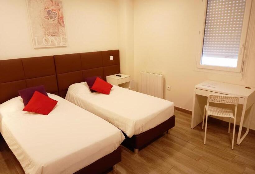 高级大房间, Hôtel M&r