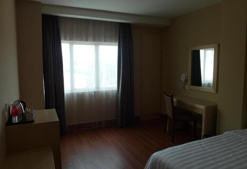 Семейный Номер, Metro Hotel @ KL Sentral