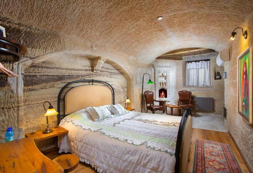 سوییت جونیور, Terra Cave