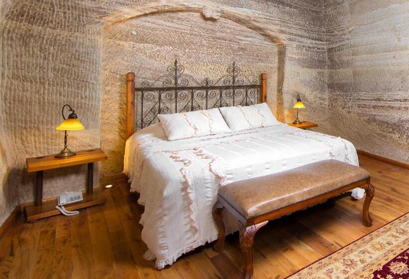 سوییت, Terra Cave