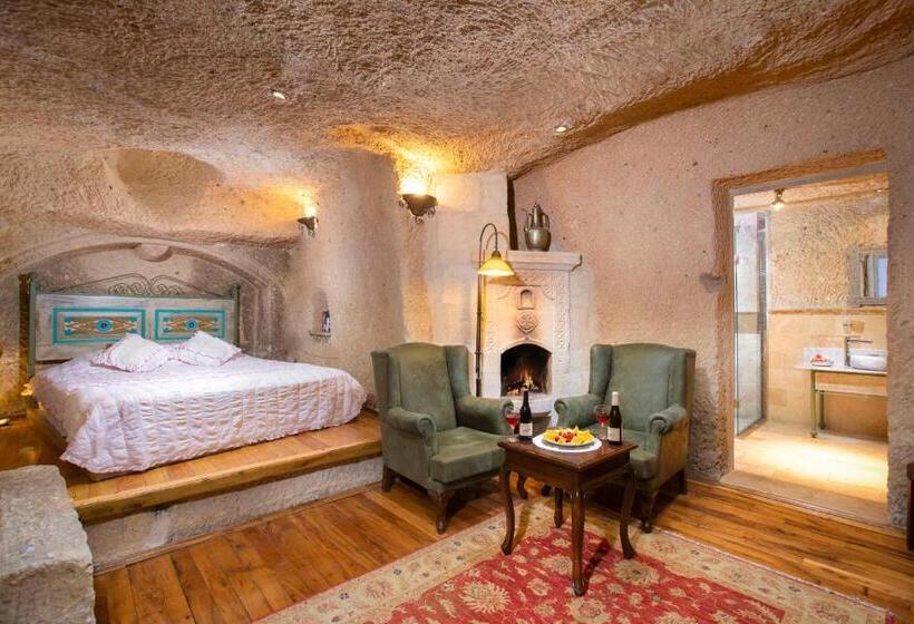 سوییت جونیور, Terra Cave