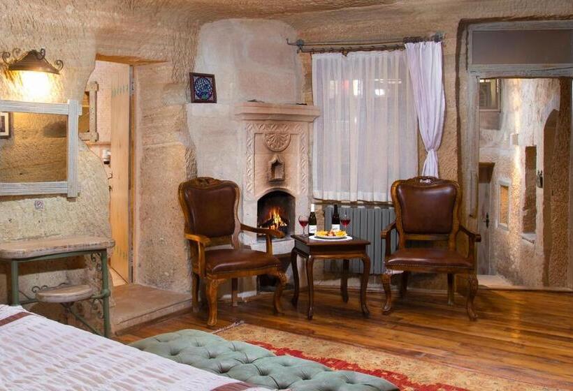 سوییت جونیور, Terra Cave