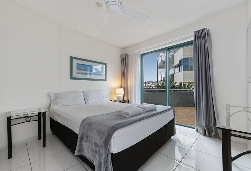 شقة غرفة واحدة, Key Largo Apartments