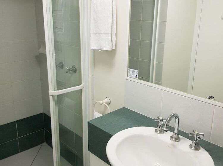 شقة غرفة واحدة, Key Largo Apartments