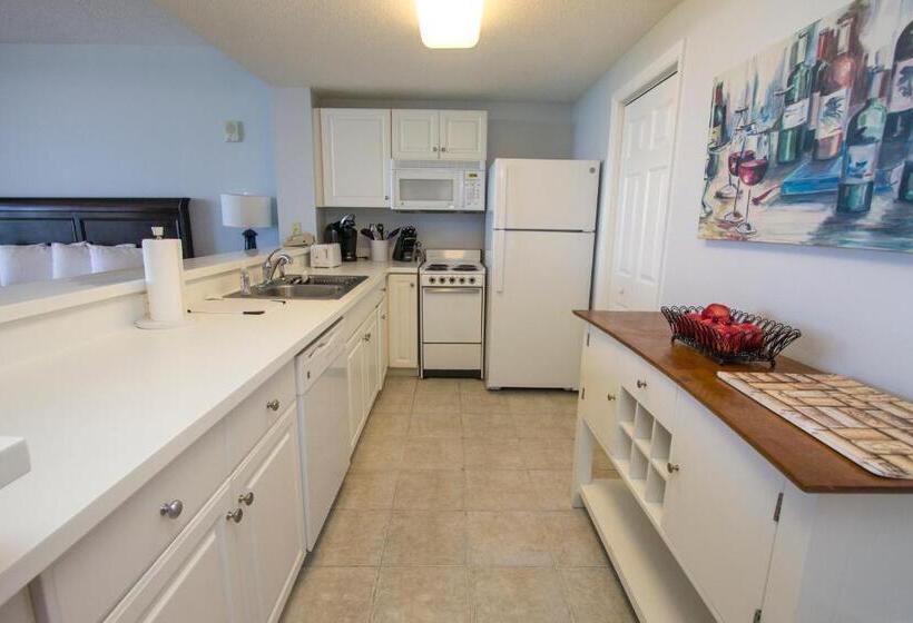 ファミリーステューディオ, Majestic Beach Resort The Official Onsite Rental Company, Panama City Beach, Fl