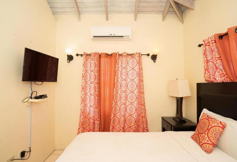 اتاق سوپریور, Connie's Comfort Suites