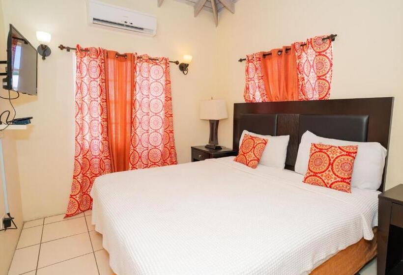 اتاق سوپریور, Connie's Comfort Suites