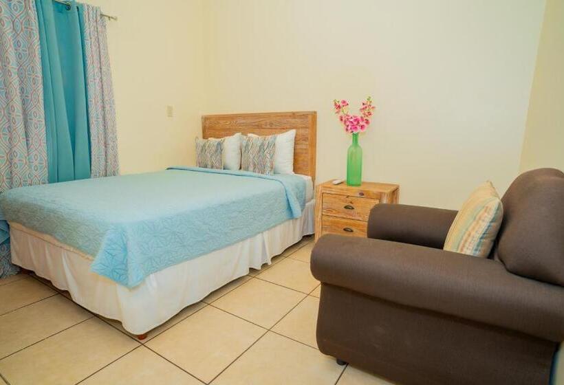 سوییت, Connie's Comfort Suites