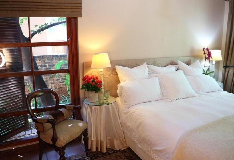 Номер Deluxe Кровать Кинг, Foxwood House Boutique