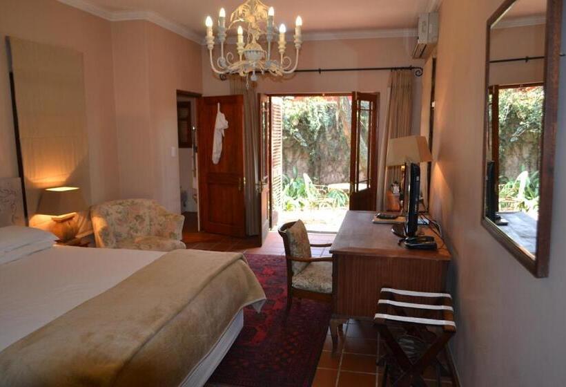 Номер Deluxe Кровать Кинг, Foxwood House Boutique