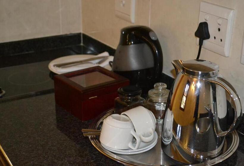 Люкс Deluxe Кровать Кинг, Foxwood House Boutique