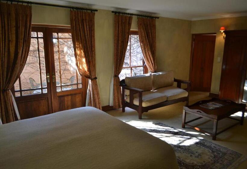 Люкс Deluxe Кровать Кинг, Foxwood House Boutique