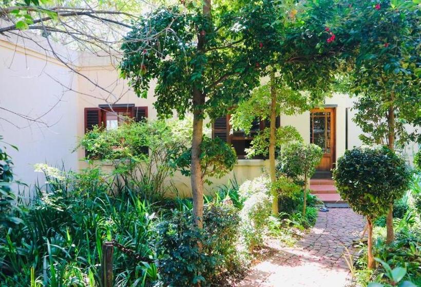 Номер Deluxe Кровать Кинг, Foxwood House Boutique