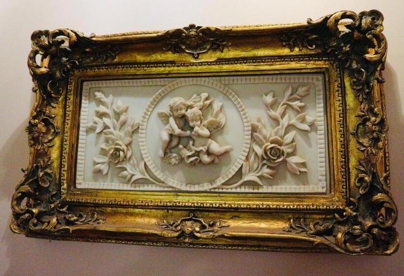 Номер Deluxe Кровать Кинг, Foxwood House Boutique