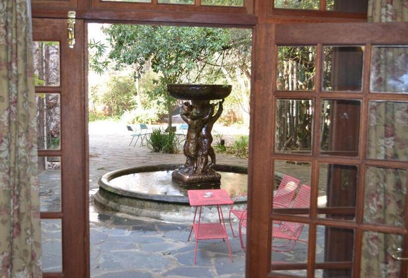 Номер Deluxe Кровать Кинг, Foxwood House Boutique