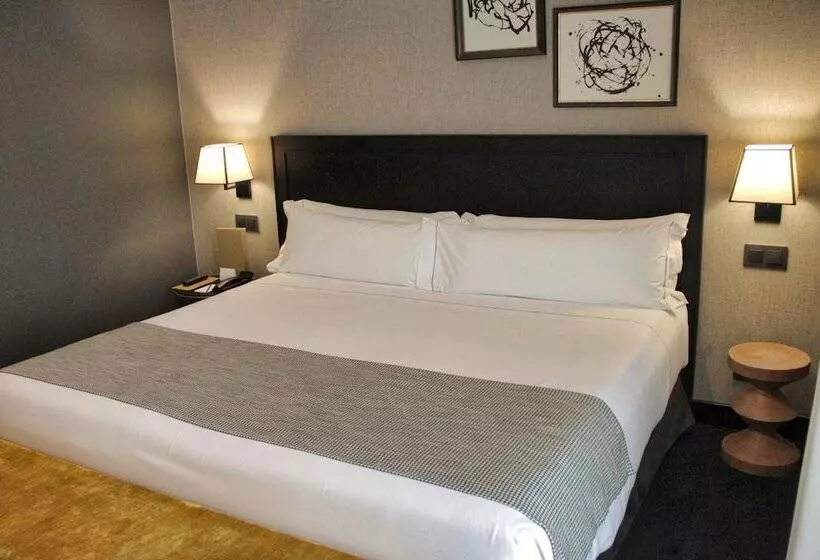 سوییت جونیور, The Principal Madrid, Small Luxury Hotels
