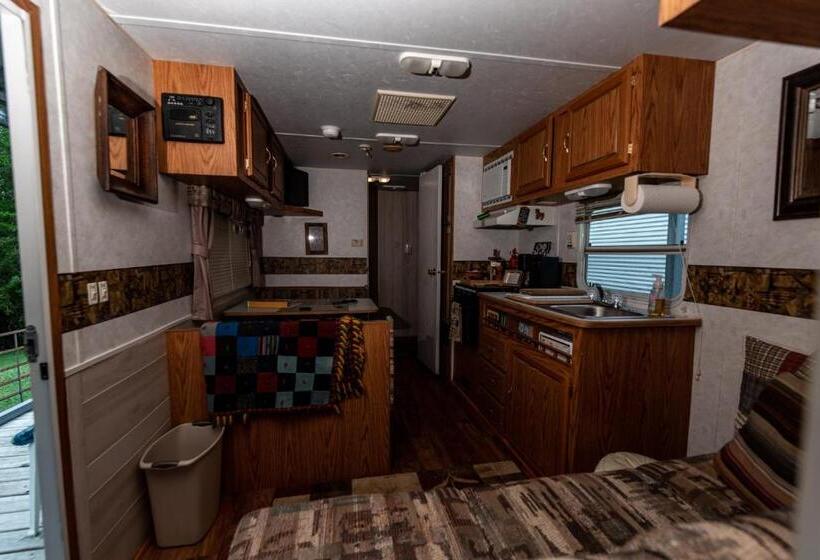 غرفة قياسية, Wolf Creek Farm B&b And Motorcycle Manor At Wolf Creek Farm, Llc