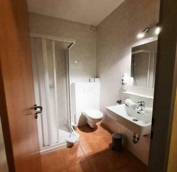 Номер Стандарт, Gasthof Sauer Gmbh