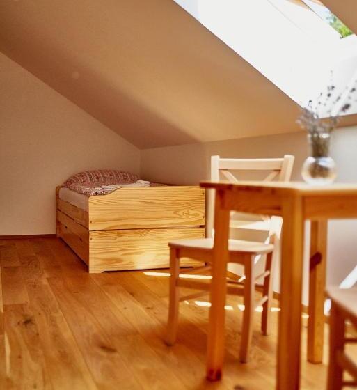 Семейный Номер Вид на Сад, Vila Starý Mlýn