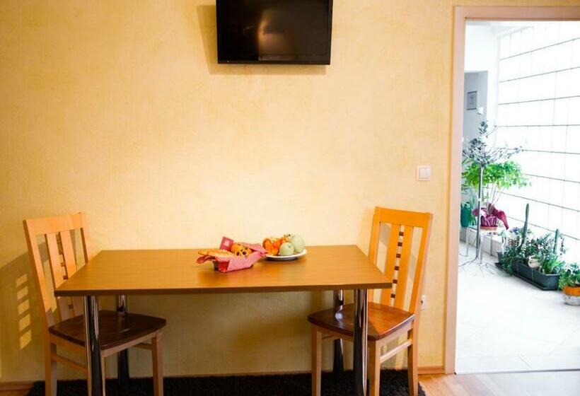 Номер Стандарт, Gasthof Familie Hutter