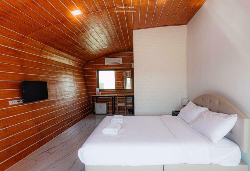 Quarto Standard Cama King, สต็อกโฮม เขาใหญ่