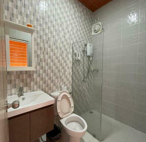 Quarto Standard Cama King, สต็อกโฮม เขาใหญ่