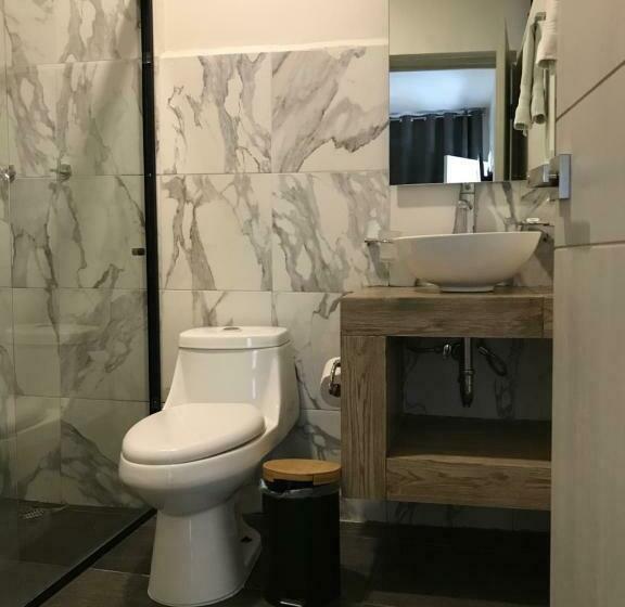 סוויטה אקזקיוטיב, Capital Suites