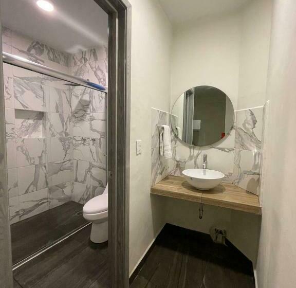 סוויטה, Capital Suites