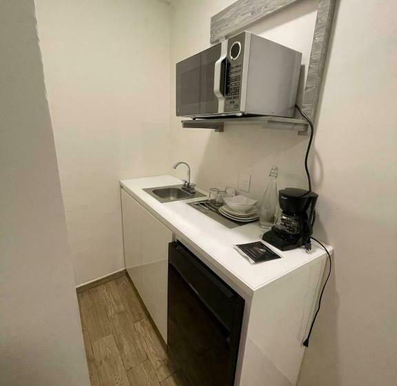 Люкс, Capital Suites