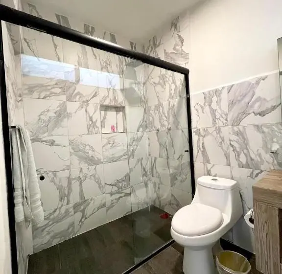 エクゼクティブスイート, Capital Suites