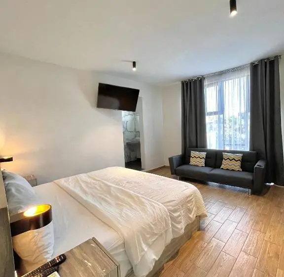 スイート, Capital Suites