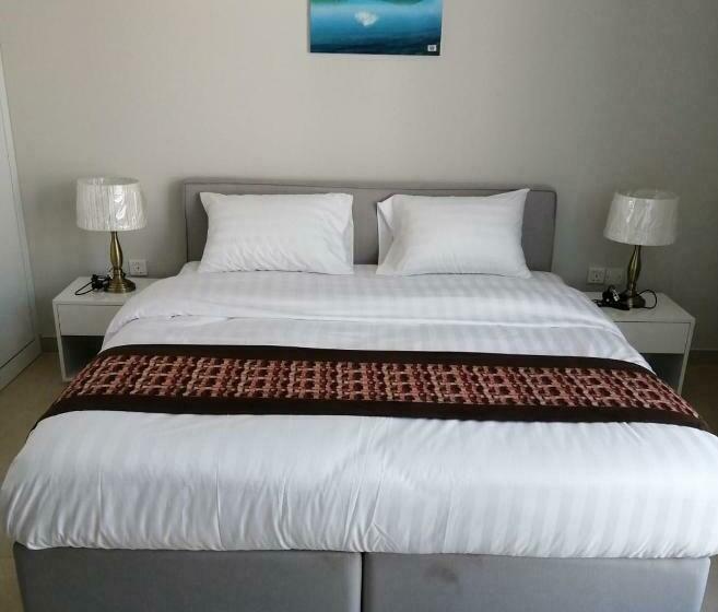 سوییت, Jood Residence