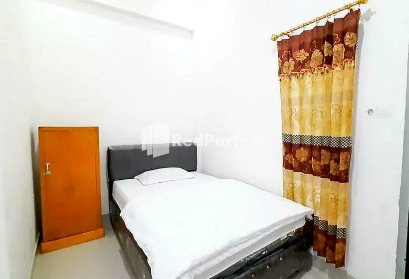 Standard Yhden Hengen Huone, Minang Raya Guesthouse Syariah Redpartner
