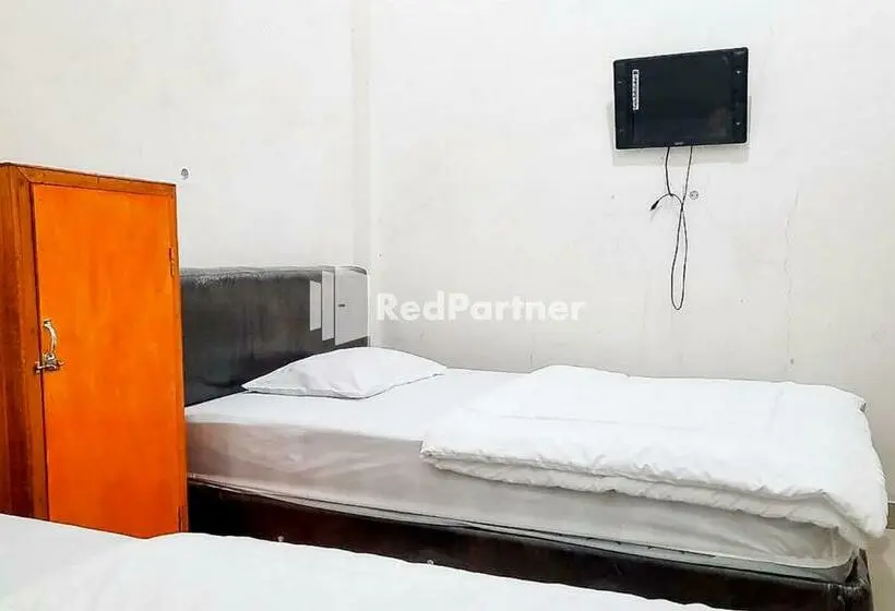Perhehuone, Minang Raya Guesthouse Syariah Redpartner