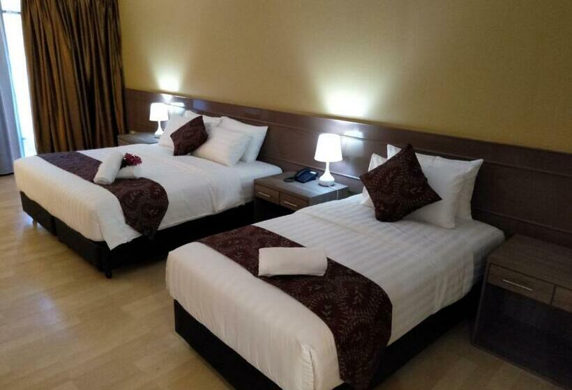 חדר סטנדרט לשלושה עם מרפסת, Temu Primula