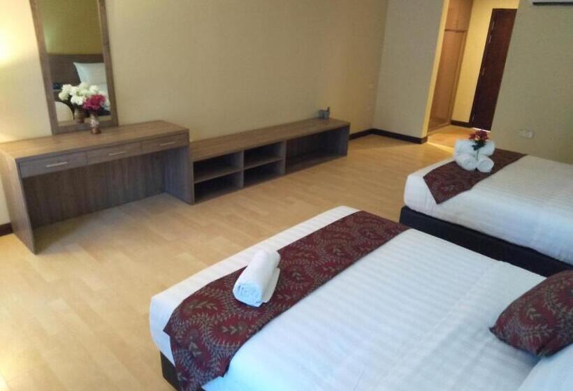 חדר לארבעה סטנדרטי עם מרפסת, Temu Primula