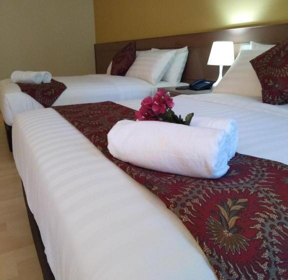 חדר דחוקס עם מיטת קינג, Temu Primula