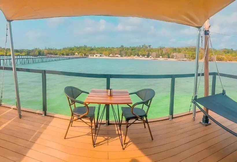 キングサイズベッドのスタンダードルーム, Kiki Beach Resort, Batam