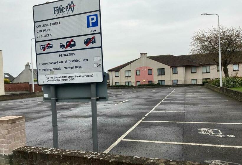 חדר אקונומי, 30 College Street, Buckhaven, Leven, Fife, Ky81jx