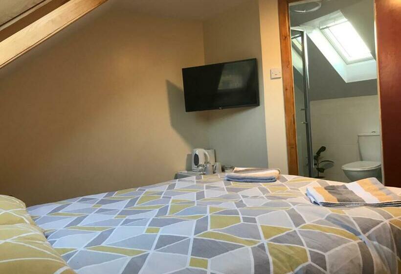 スタンダードルーム, 30 College Street, Buckhaven, Leven, Fife, Ky81jx