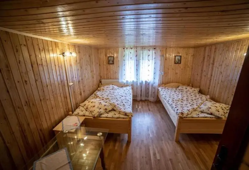 Cameră Standard, Cabana Creț