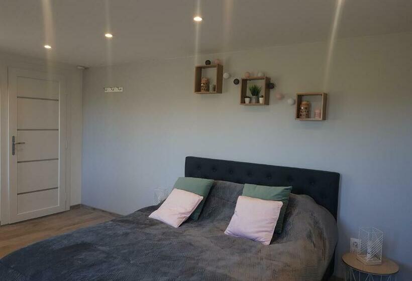 Номер Стандарт, Cocon Au Pied De La Sainte Baume