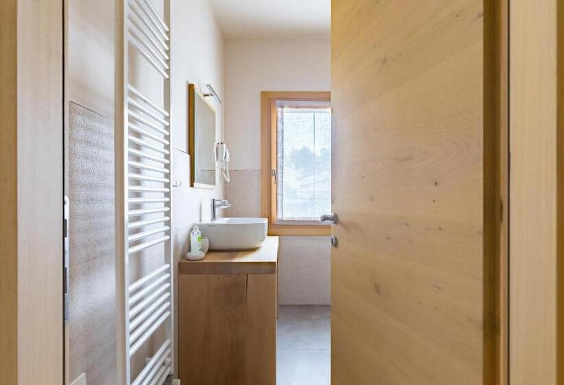 חדר קומפורט לשלושה, Guest House La Sosta