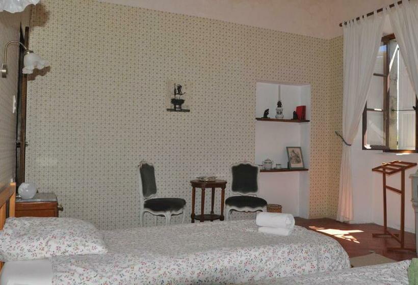 Номер Стандарт, Le Relais Des Baronnies