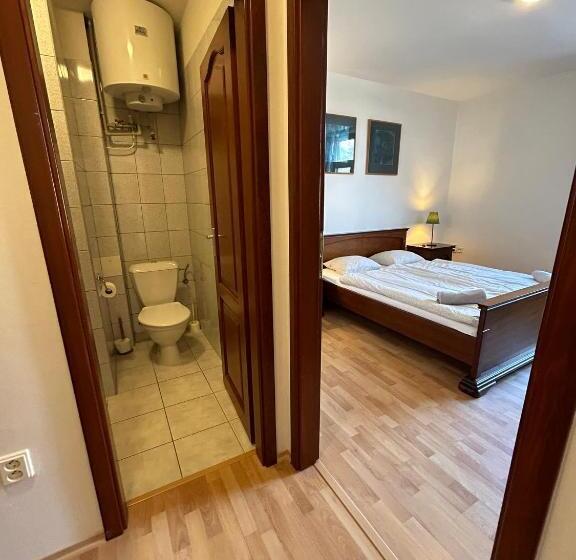 Kertre Néző 1 Szobás Apartman, Penzion Maják