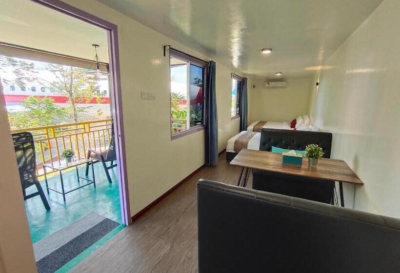 Хижина, Twin Jets Resort