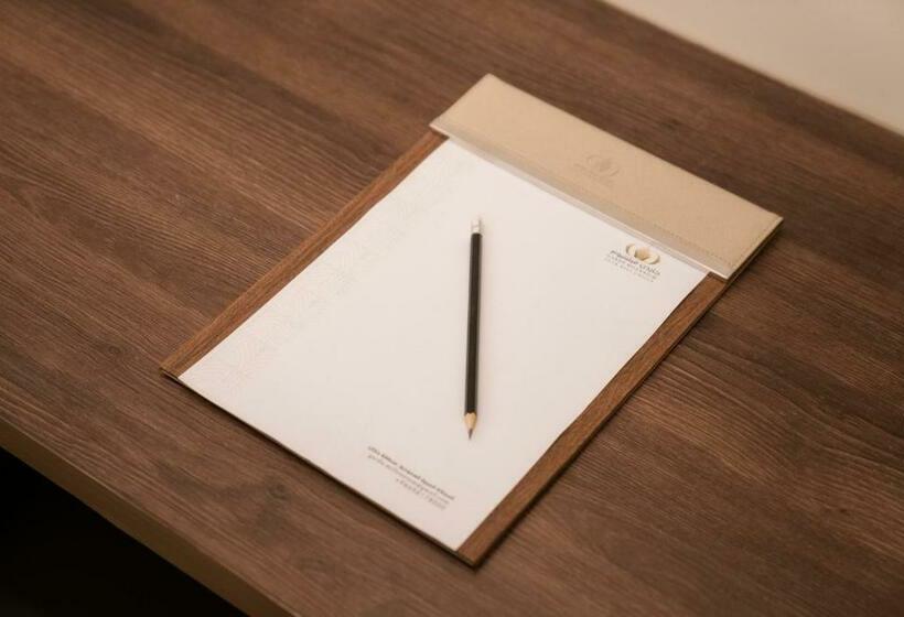 Номер Deluxe Кровать Кинг, Garden Millennium