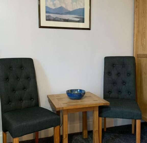 标准间, Windyridge