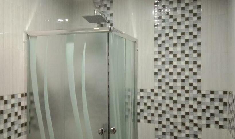 Номер Deluxe, Edhotel Kusuma Atambua Mitra Reddoorz