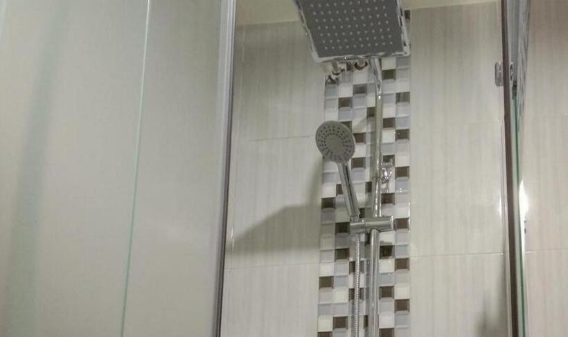 豪华房间, Edhotel Kusuma Atambua Mitra Reddoorz